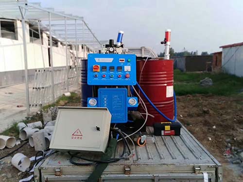 堿廠儲罐防腐要怎么做?常用什么材料(圖1) 儲罐防腐噴涂聚脲材料