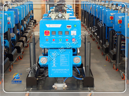 聚氨酯高壓發(fā)泡機(jī)概況原理(圖1) 聚氨酯高壓發(fā)泡機(jī)概況原理