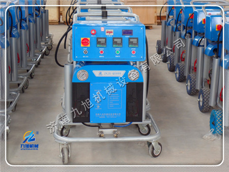 聚脲防水涂料在建筑裂縫修補中的應(yīng)用(圖1) 聚脲防水涂料在建筑裂縫修補中的應(yīng)用(圖1)